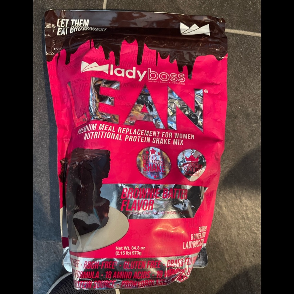 Lady Boss Brownie flavor protein